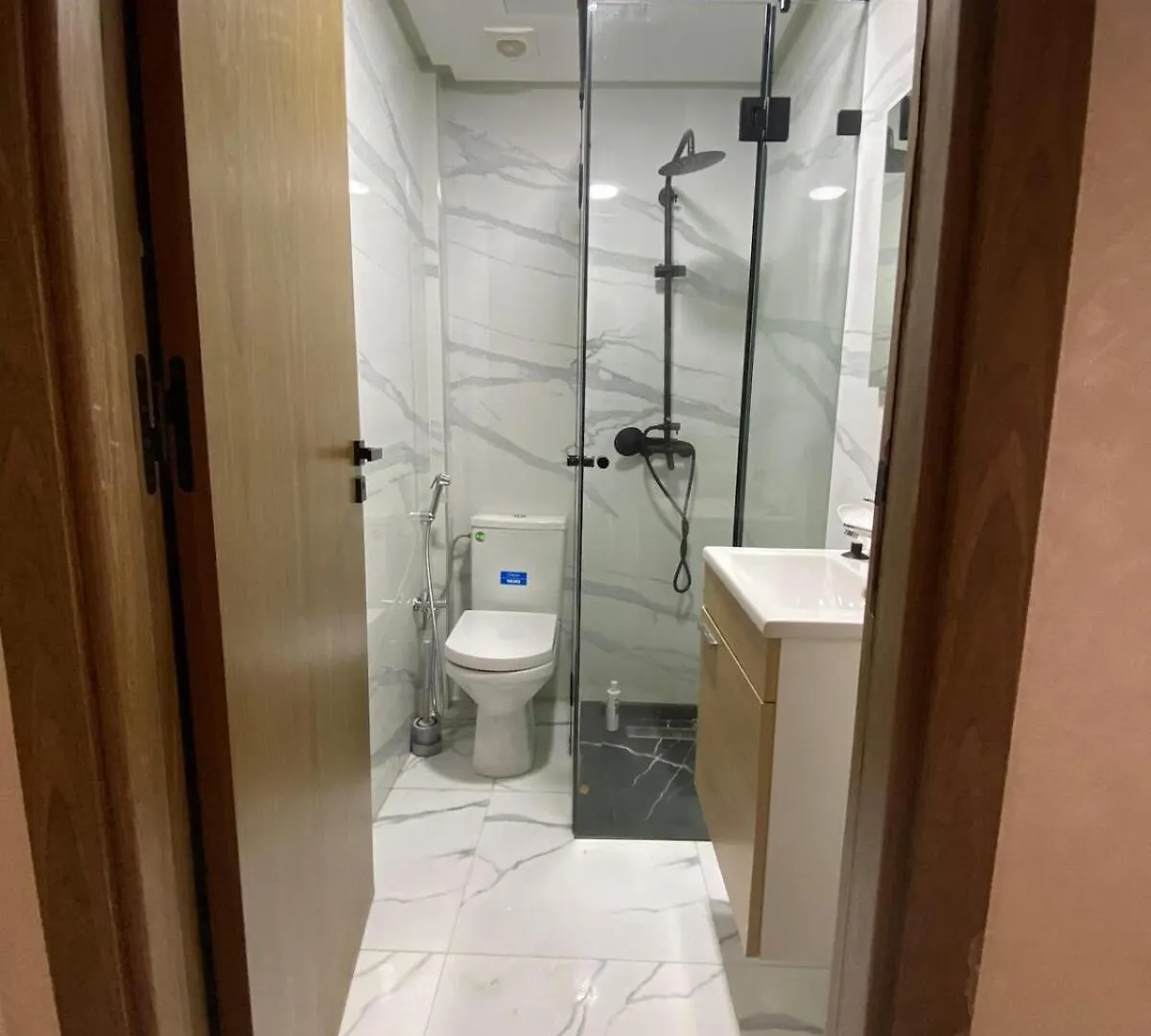 Appt 1 Ch Meuble Cfc Apartment Casablanca 0*,  Morocco